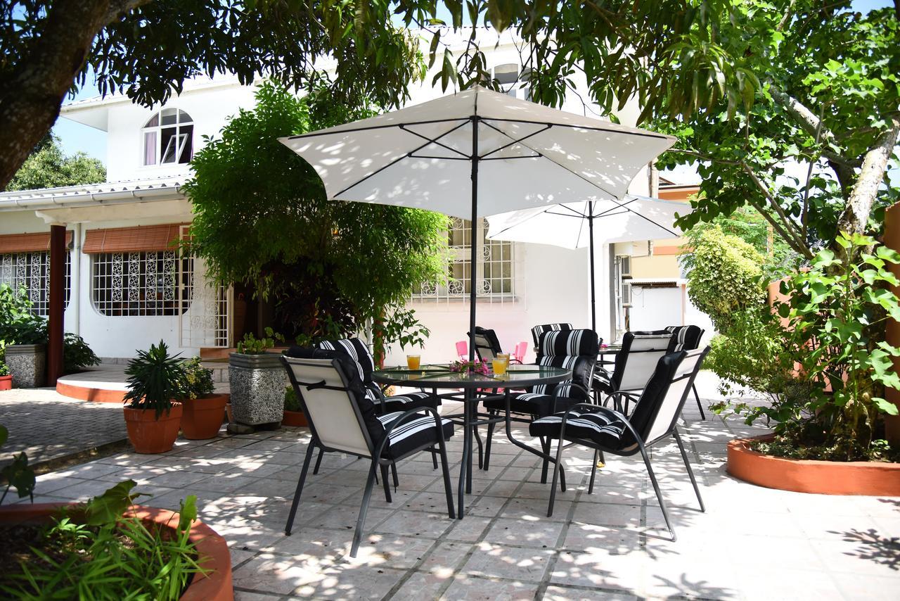 Jessies Guest House Seychelles Beau Vallon  Eksteriør bilde